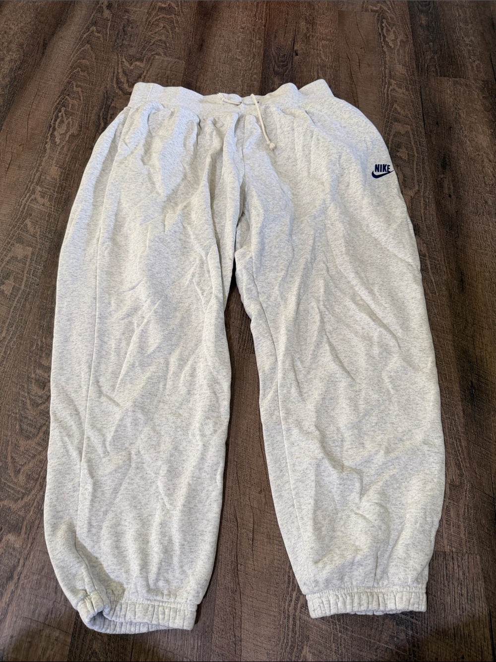 Nike Light Heather Gray Sweatpants with Navy Logo